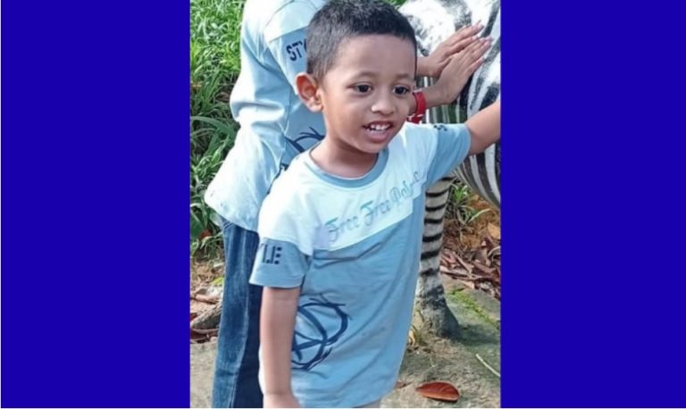 লোহাগাড়ায় সড়ক দুর্ঘটনায় নিহত শিশু আফনাস, আহত বাবা মা সহ পরিবারের চারজন
